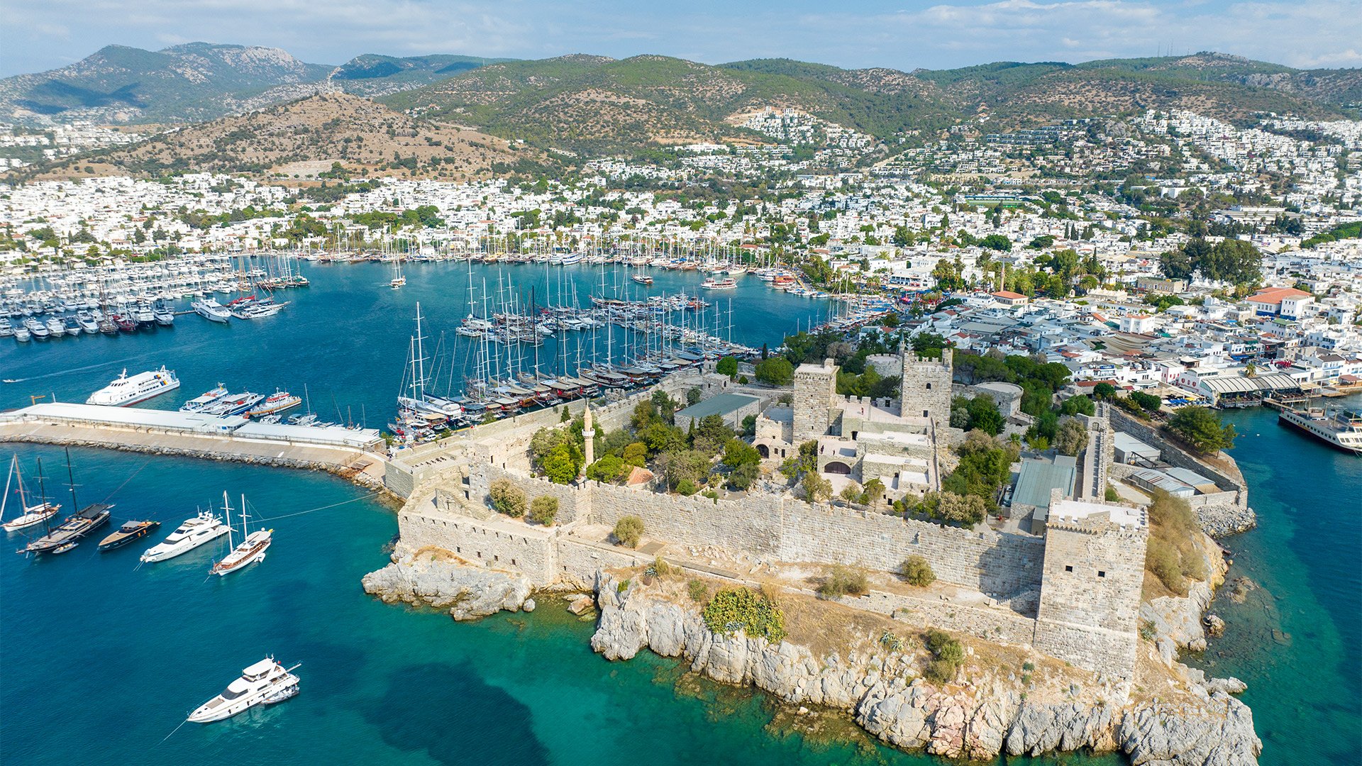 Antalya Havalimanı’ndan Bodrum’a Nasıl Gidilir?