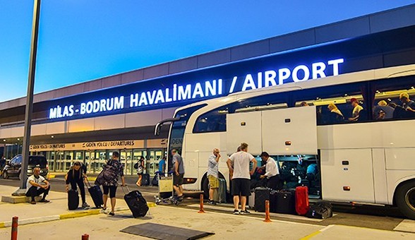 ✈️ Bodrum Havalimanı’ndan Didim’e Konforlu Ulaşım: CTS Tur Shuttle Transfer Rehberi
