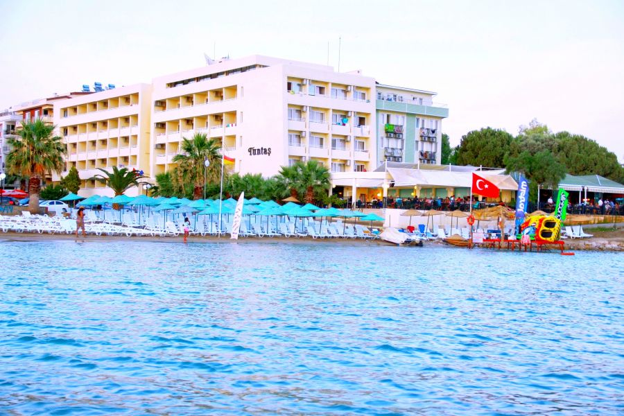  Tuntaş Hotel – Altınkum’un Kalbinde Uygun Fiyatlı & Keyifli Bir Tatil